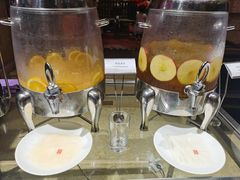 -昆明华邑酒店-鲜艳全日餐厅