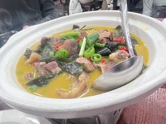 -湖南人家湘菜馆(镇江路店)