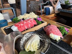 -湊湊火锅·茶憩(南京东路悦荟店)