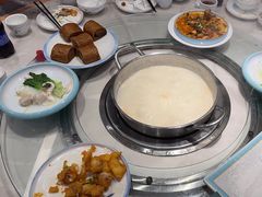 -粤顺渔坊·中山脆肉鲩火锅(清湖店)
