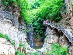 -十渡东湖港风景区