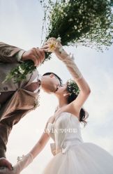 -雪中彩影婚纱摄影·微光艺术中心