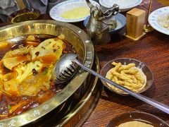 -受气牛肉·耙牛肉火锅(水晶郦城店)