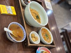 -蟹上黄·蟹黄面·江南糖水(人民广场店)