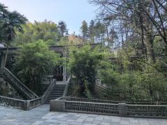 -滴水洞景区