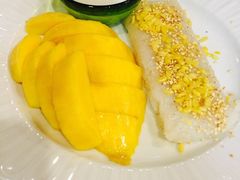 -Dang restaurant (patong phuket)