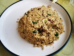 -雪湖煜辰鱼头老店(雪野湖店)