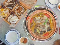 -阿婆情腊排骨火锅(金虹路店)