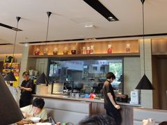 -五谷丰登农家院·地道胶东菜·海鲜烧烤(威海店)