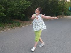 -健龙森俱乐部·游泳·健身·羽毛球综合体育馆