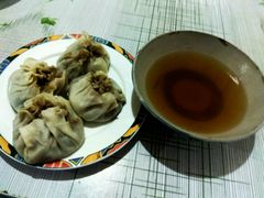 -严氏重油烧麦(民权路店)