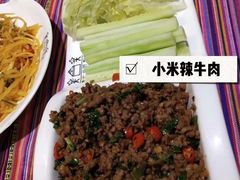 -香巴拉云南餐厅(华莱坞店)