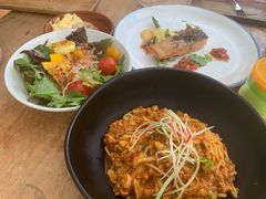 -植物园哈利亚餐厅