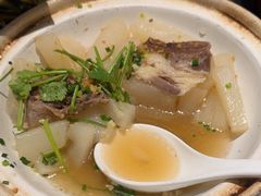 -港丽餐厅(正大店)