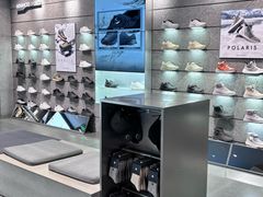 -迪桑特DESCENTE(北京三里屯BLANC店)