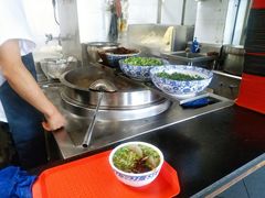 -吾穆勒蓬灰牛肉面·清真(北滨河中路店)