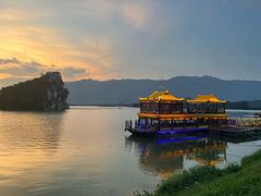 -星湖旅游景区七星岩