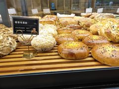 -焙丽拾光(麦凯乐直营店)