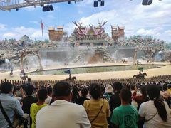 -七彩云南欢乐世界