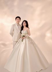 -雪中彩影婚纱摄影·微光艺术中心