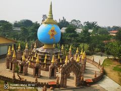 -一寨两国风景区