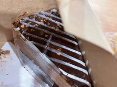 浓郁巧克力豆乳味蛋糕-星巴克臻选(南京艾尚天地店)