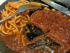-汤姆家的牛排意面披萨(新城市广场店)