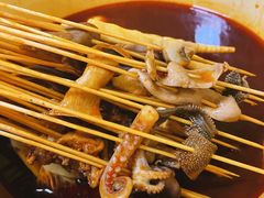 -拈签一笑黄牛肉辣卤串串