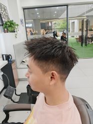 -尤司男士国潮理发馆