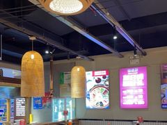 大堂-怪噜范·老贵阳街头名小吃(鸿通城店)