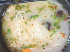 -桥香园云南过桥米线(红龙井店)