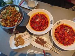 -龙巢盱眙龙虾·牛蛙·烧烤宵夜(八卦岭店)