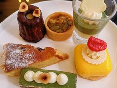 -圣丰索菲特·2 On 988 Café 自助餐厅