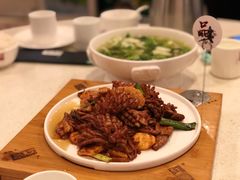 -闫府私房菜(经四路万达店)
