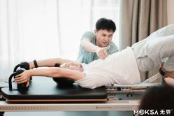 -无界瑜伽普拉提