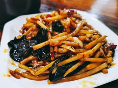 -黑皮酸菜鱼(三山街店)