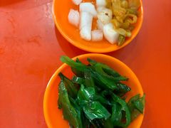 -易记皮肚面(明瓦廊店)