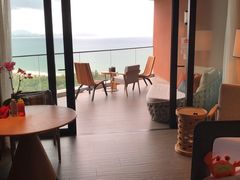 靠窗位-味餐厅·海鲜·火锅·自助餐