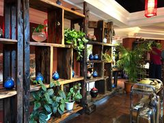 -大匠工房古船木艺术餐厅·猪肚鸡专门店(长白仙岛店)