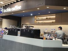 -瑞幸咖啡(大都会东方广场店)