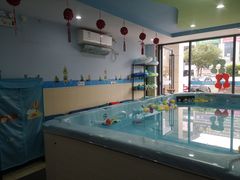 -哲学苑亲子园·早教婴儿托育·婴儿游泳(颐龙湾店)