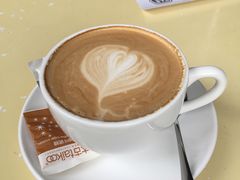 拿铁-Moka Bros 摩卡站(嘉华店)