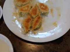 -周家大连水饺(美专校街店)