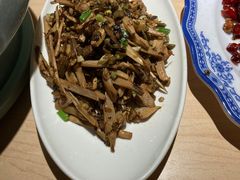 -渝信川菜 · 川味家常菜(长安店)