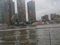 -黄浦江游览十六铺3号码头网红自助餐