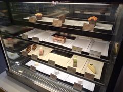 面包甜点陈列柜-麦当劳(西单明珠店)