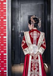 -红馆妆造(中央大街店)