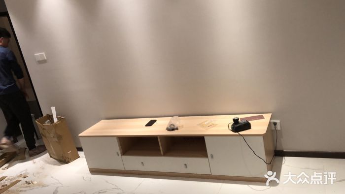 索菲亚全屋定制衣柜橱柜家具(东四环红星美凯龙大郊亭店)图片