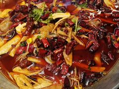 -川流不息·地道川菜·小龙虾(松东路店)