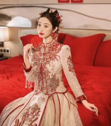 -衣贝姿婚纱礼服馆